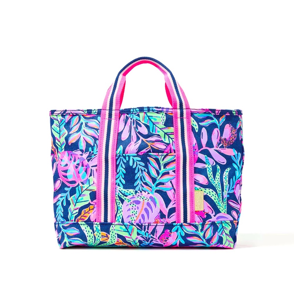 Lilly Pulitzer Pink and Blue oyster bayTote NWOT